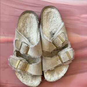 Girls Birkenstock Cream and Gold Buckle Sandals